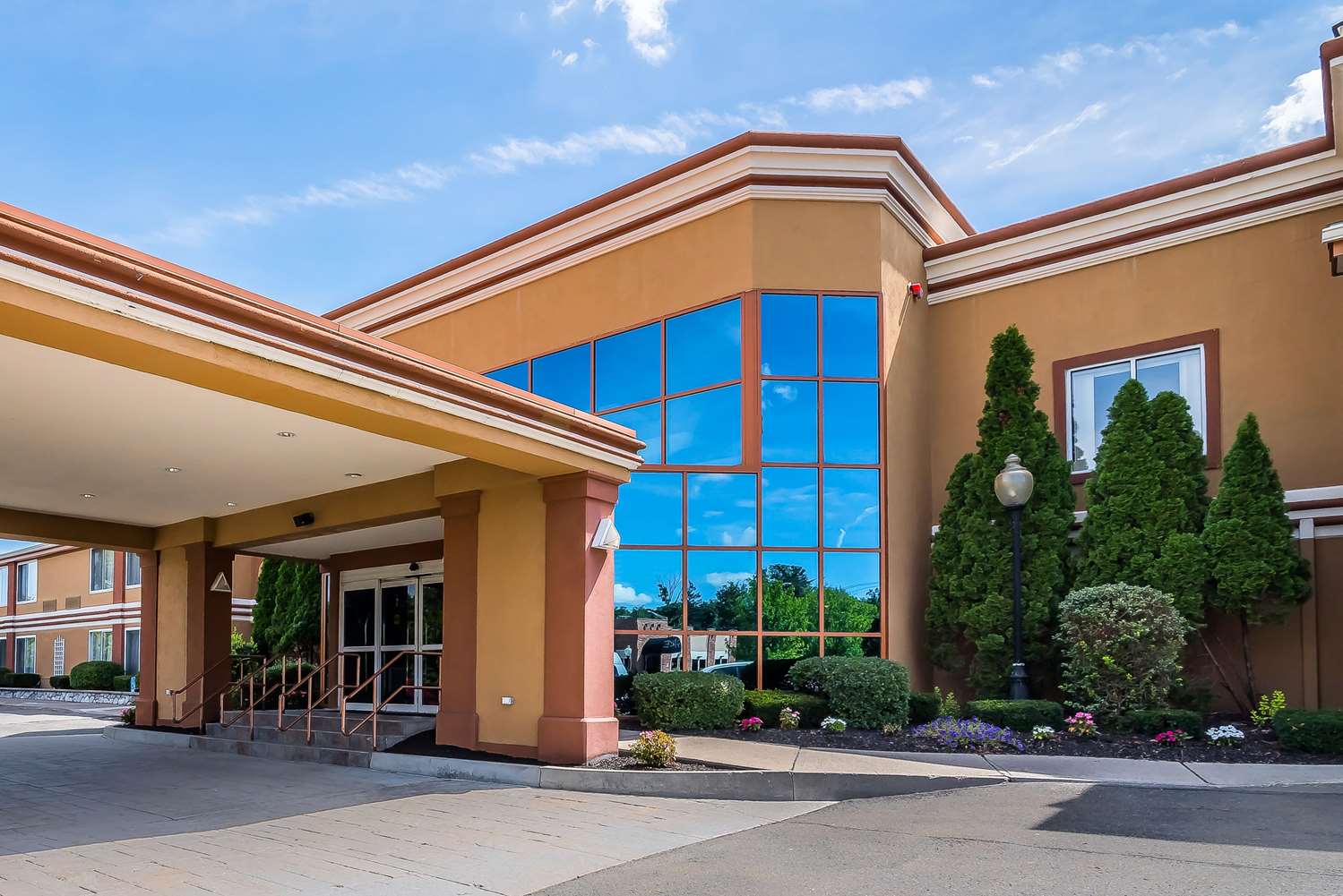 Quality Inn & Suites Albany Airport 36/36