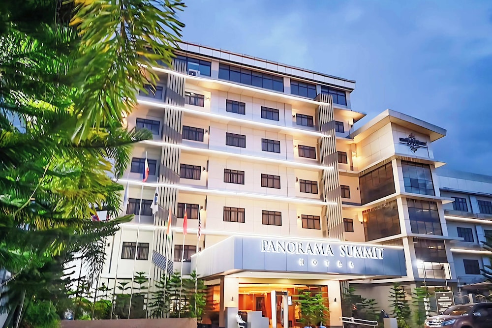 Panorama Summit Hotel 4/50