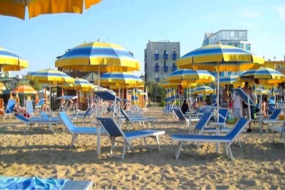 Hotel Paloma Rimini 30/46