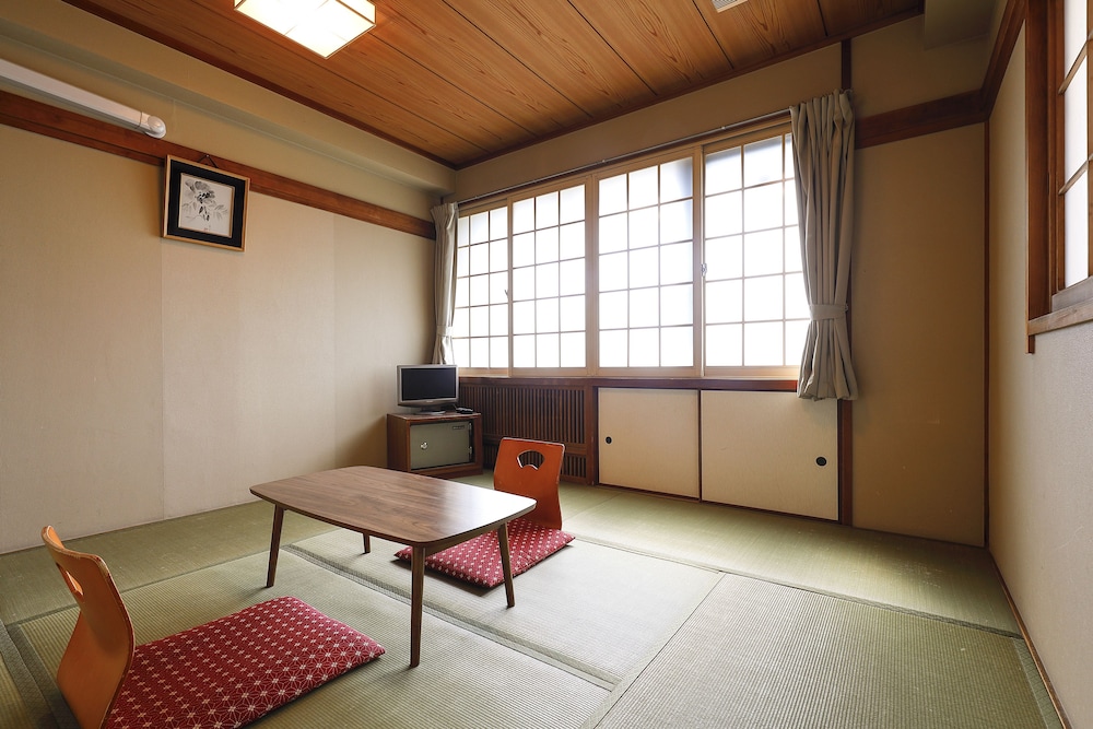 Ryokan Azumaya 36/50