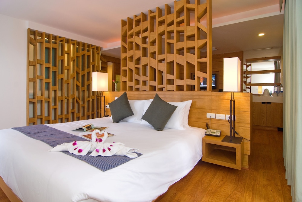 Peach Blossom Resort 15/50