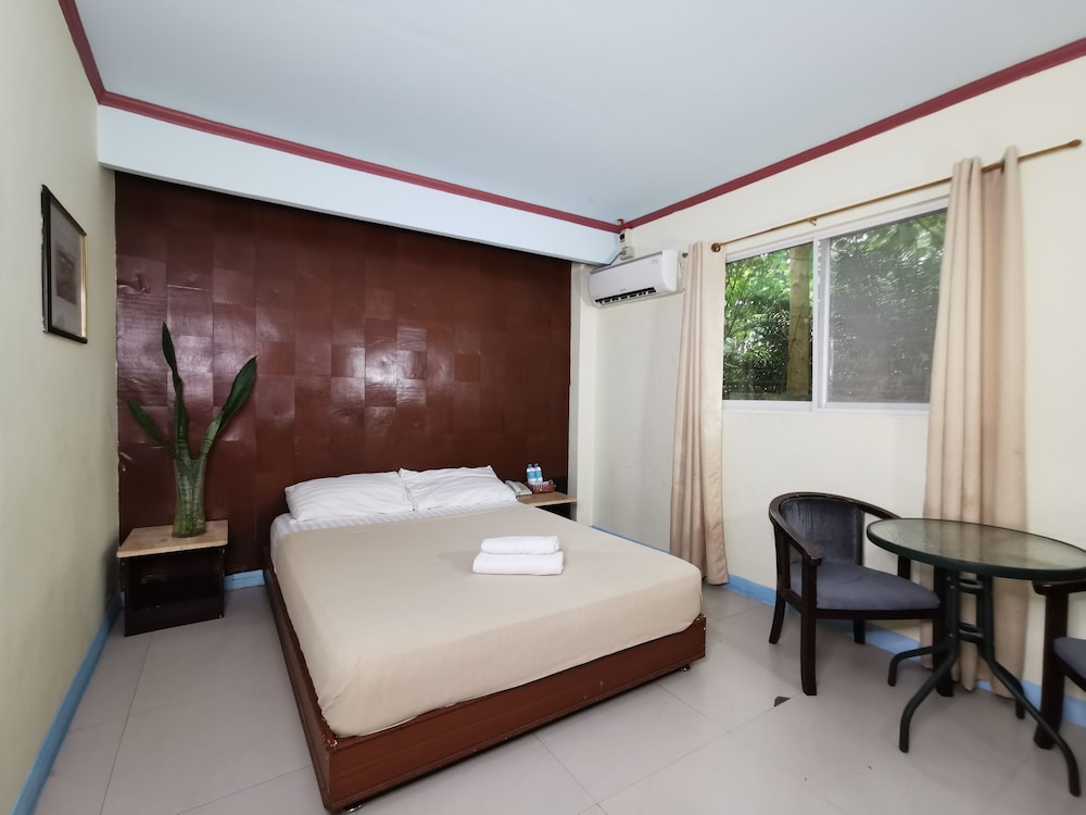 Cebu Hilltop Hotel 27/54