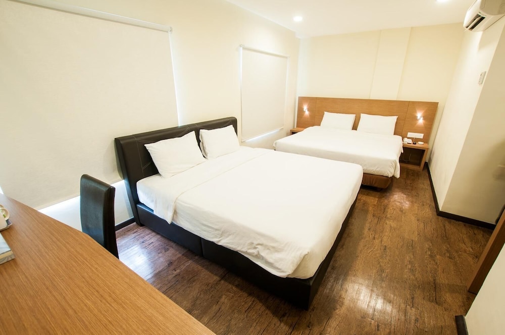 Nagoya Inn Hotel 11/38