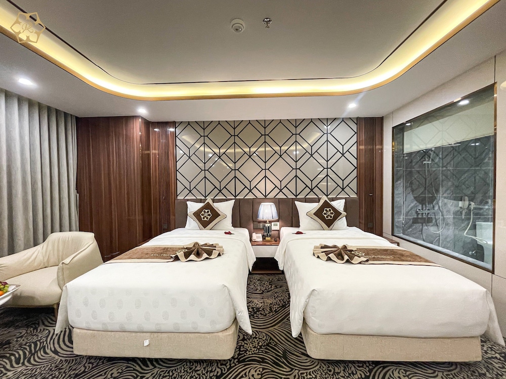 Cua Dong Luxury Hotel 33/70