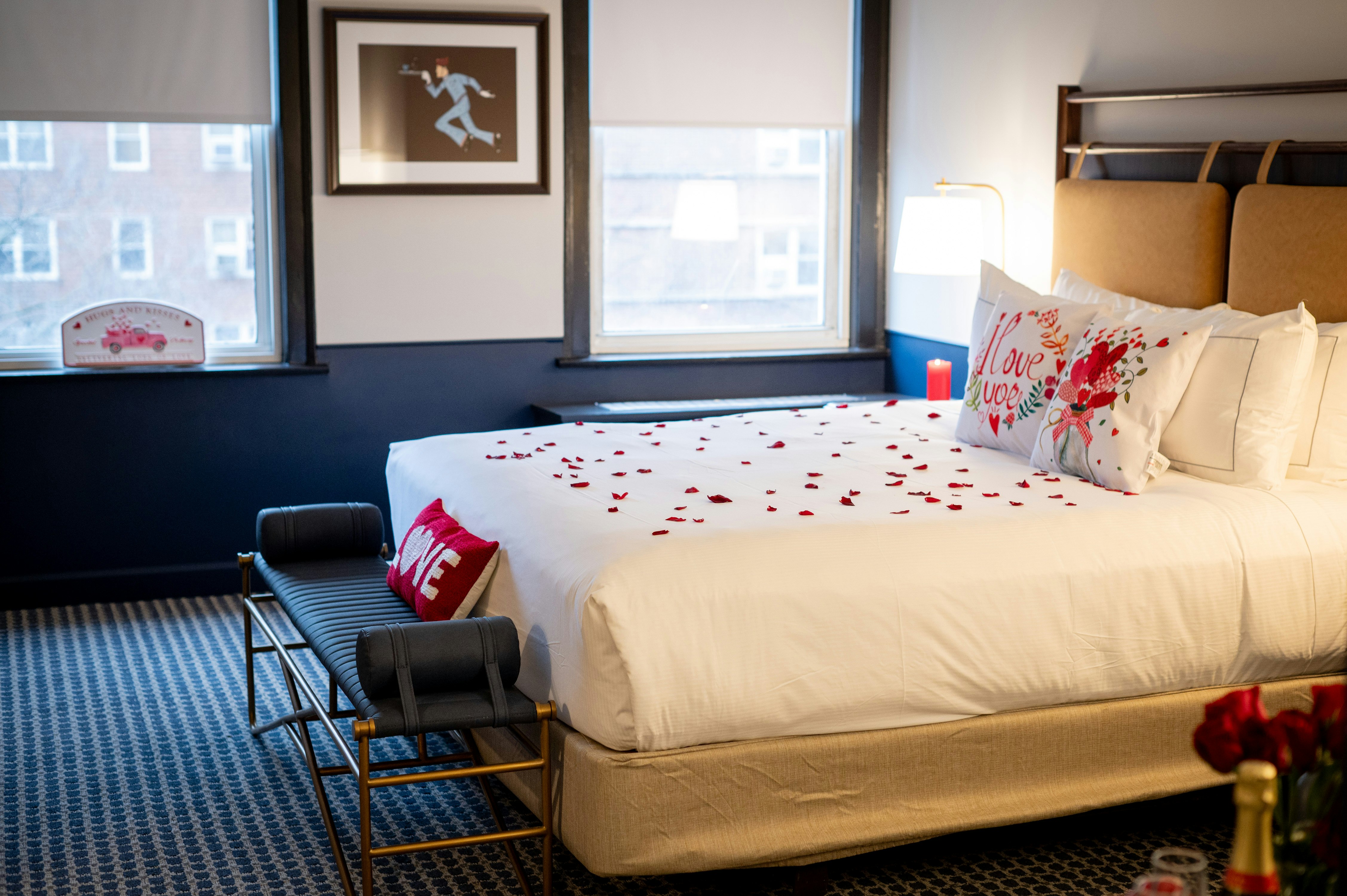 Valentine, King Bed