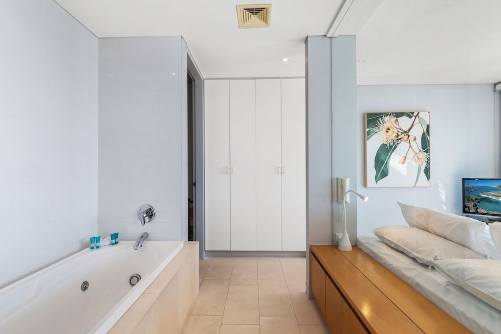 The Rise Noosa 24/76