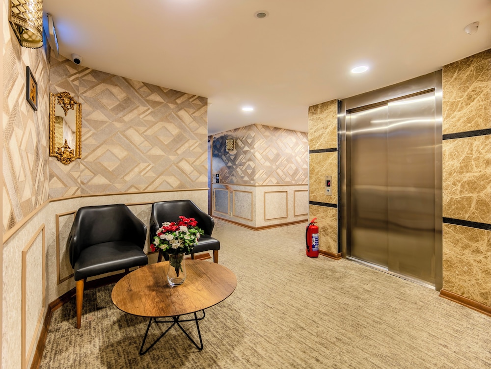 Sultan Hamit Hotel 36/57