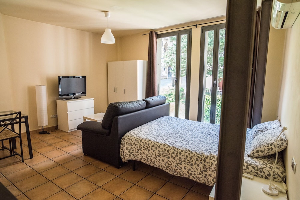 Urbi Apartments 22/43
