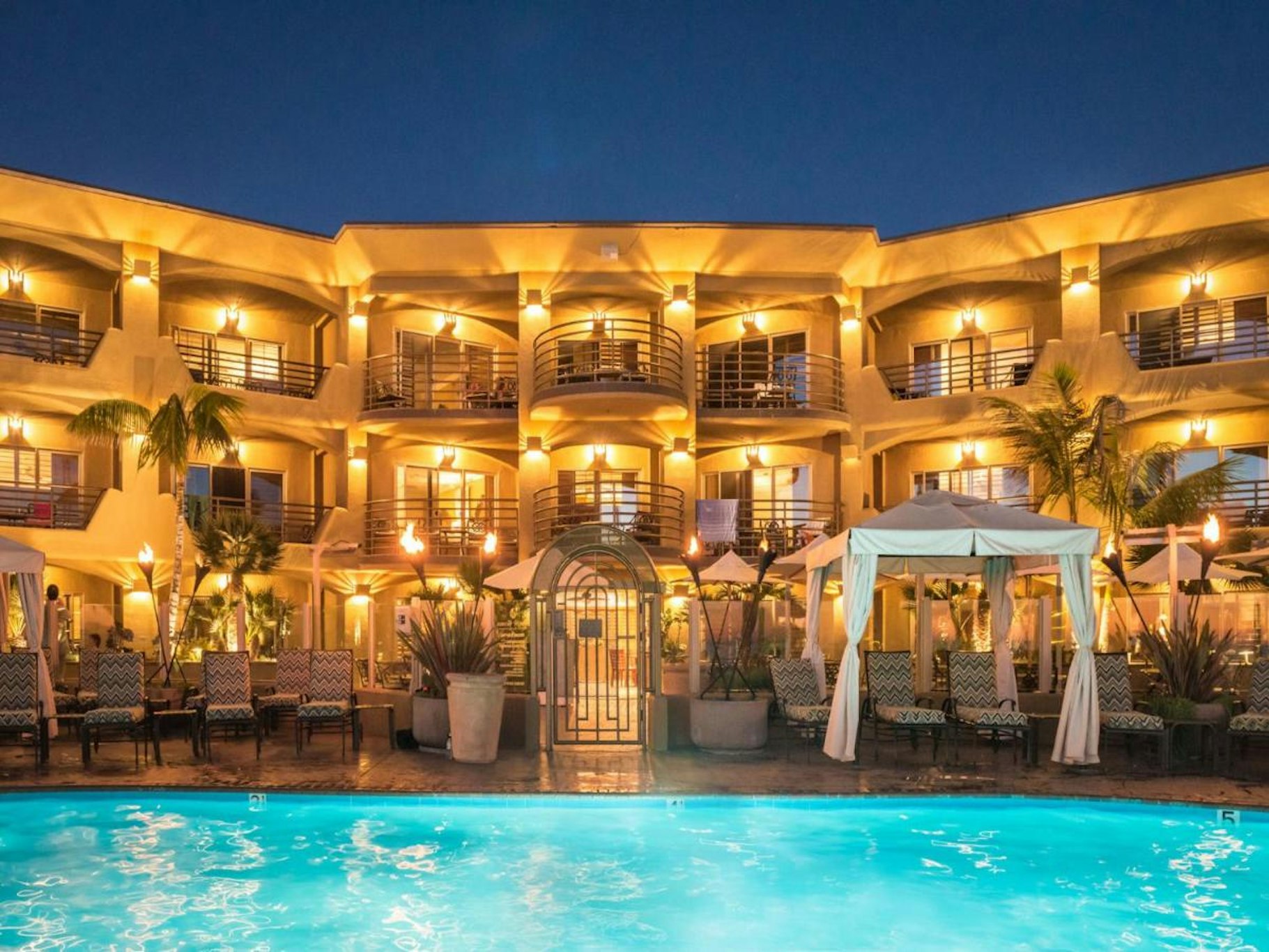 Pacific Terrace Hotel 11/92