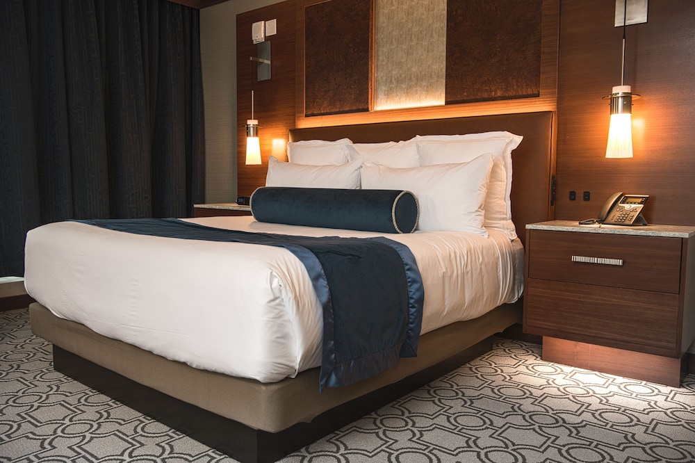 Resorts World Catskills Casino 15/53