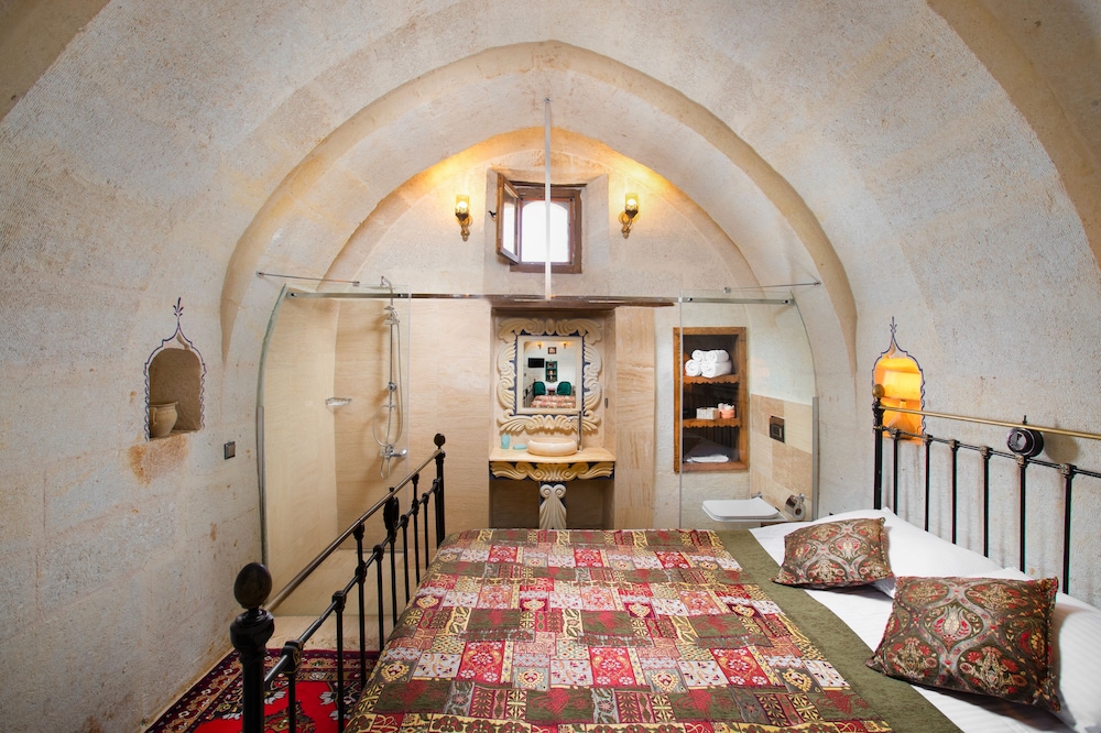 Carna Cave Hotel 38/50