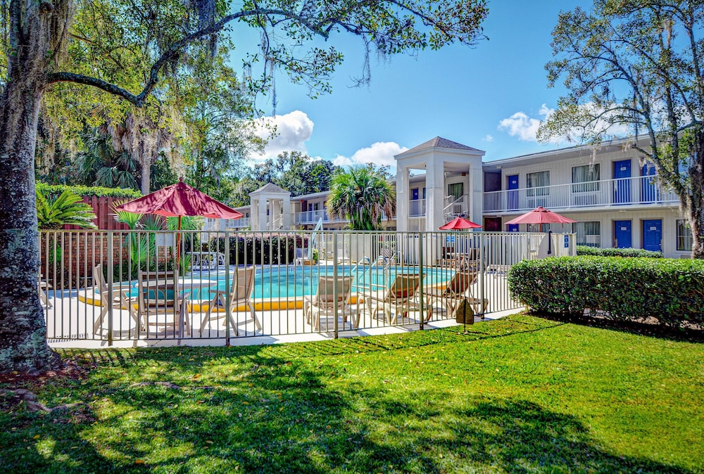 Motel6 Tallahassee, FL - Downtown 47/59