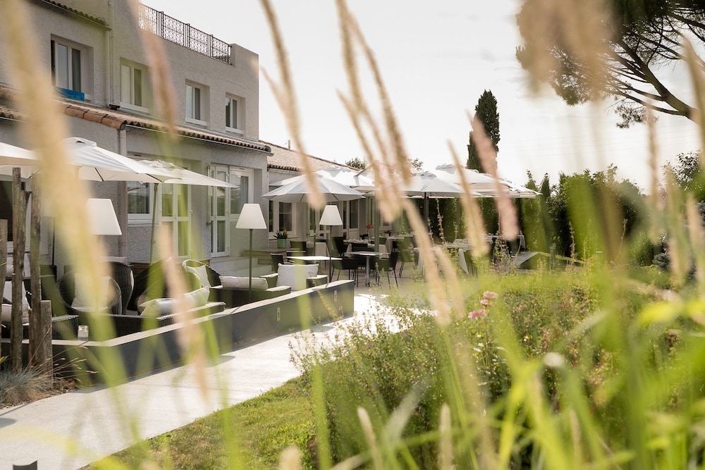 Hotel Le Rabelais 46/55