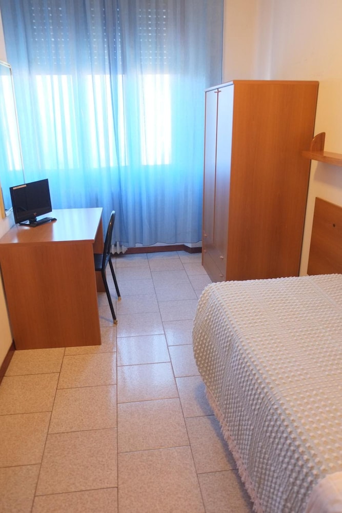 Hotel Albergo Italia 18/33