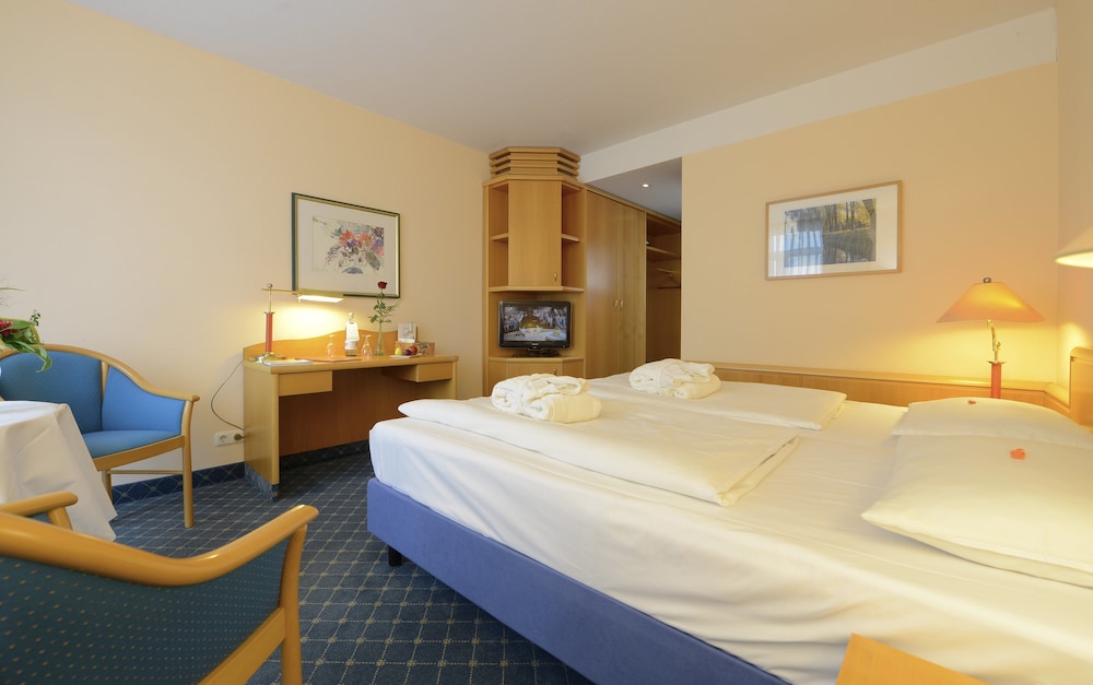 TOP CountryLine Seehotel Grossherzog 15/52