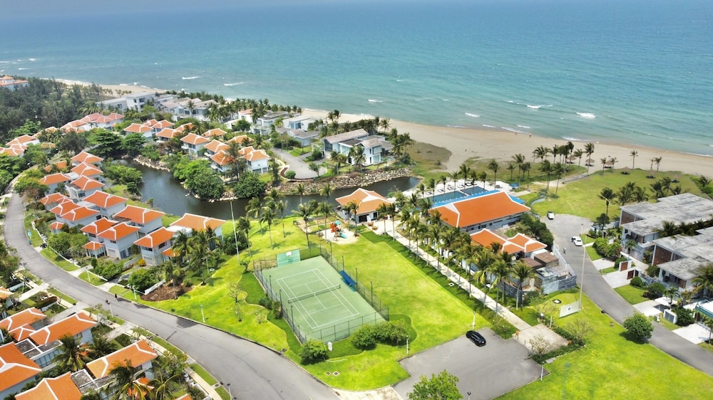 The Ocean Estates 79/83