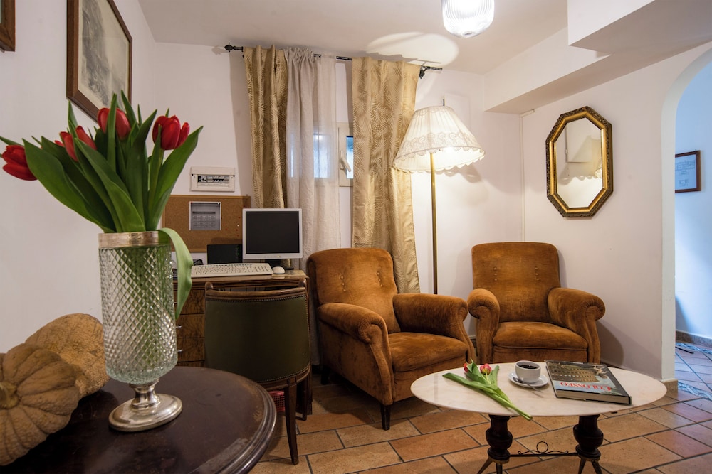 Colosseum Bed & Breakfast 54/62