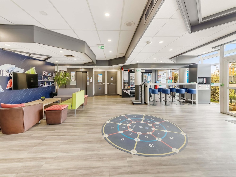 Hotel Ibis Budget de Fresnes 8/51
