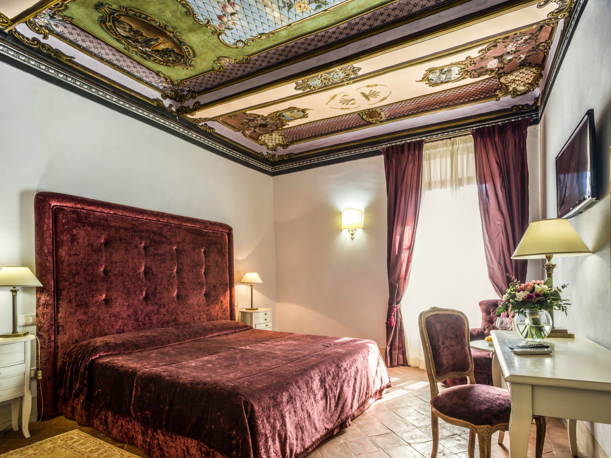 SUPERIOR, DOUBLE BED