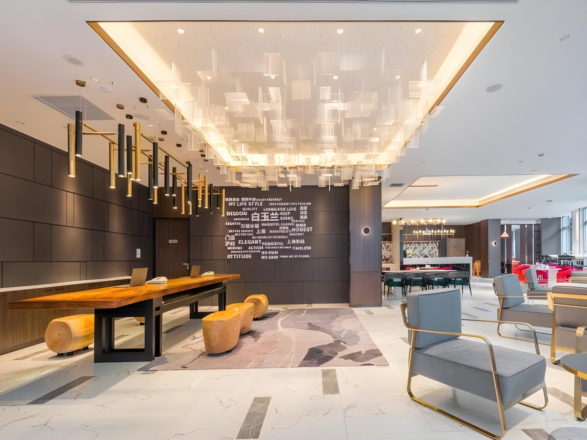 Magnotel (Shanghai International Tourism Resort, Pudong Airport) 24/40