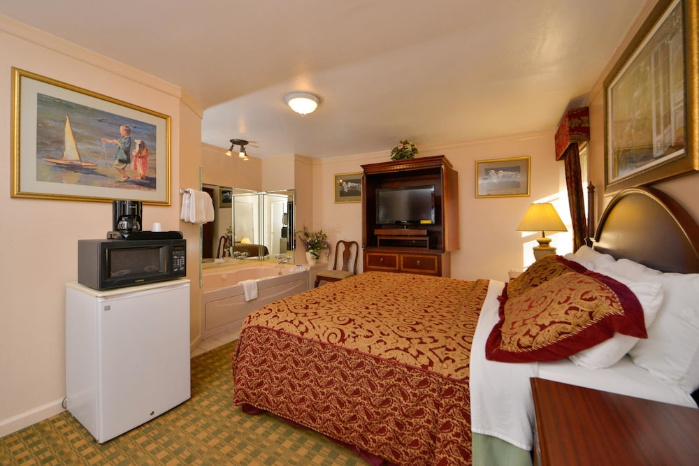 Maddox Inn 7/21
