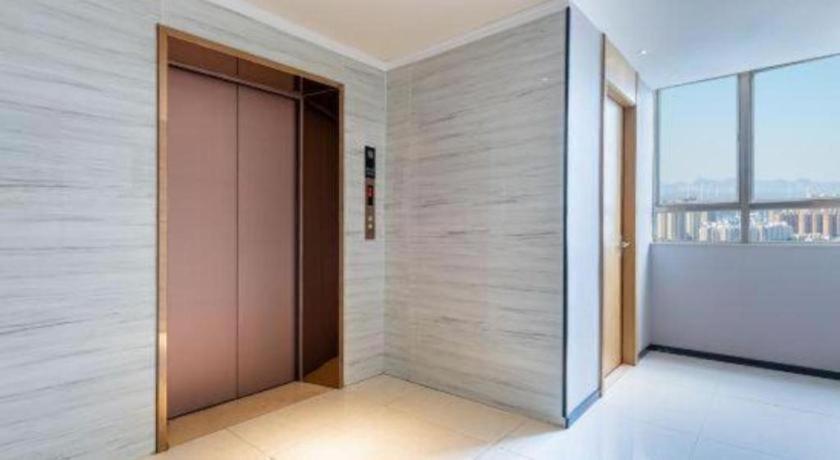 City Comfort Inn Huizhou Huabianling Square 19/39