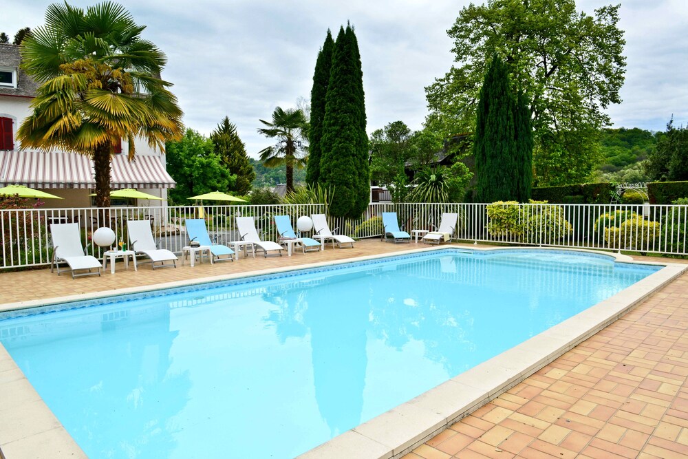 HOTEL LE VIEUX LOGIS 16/34