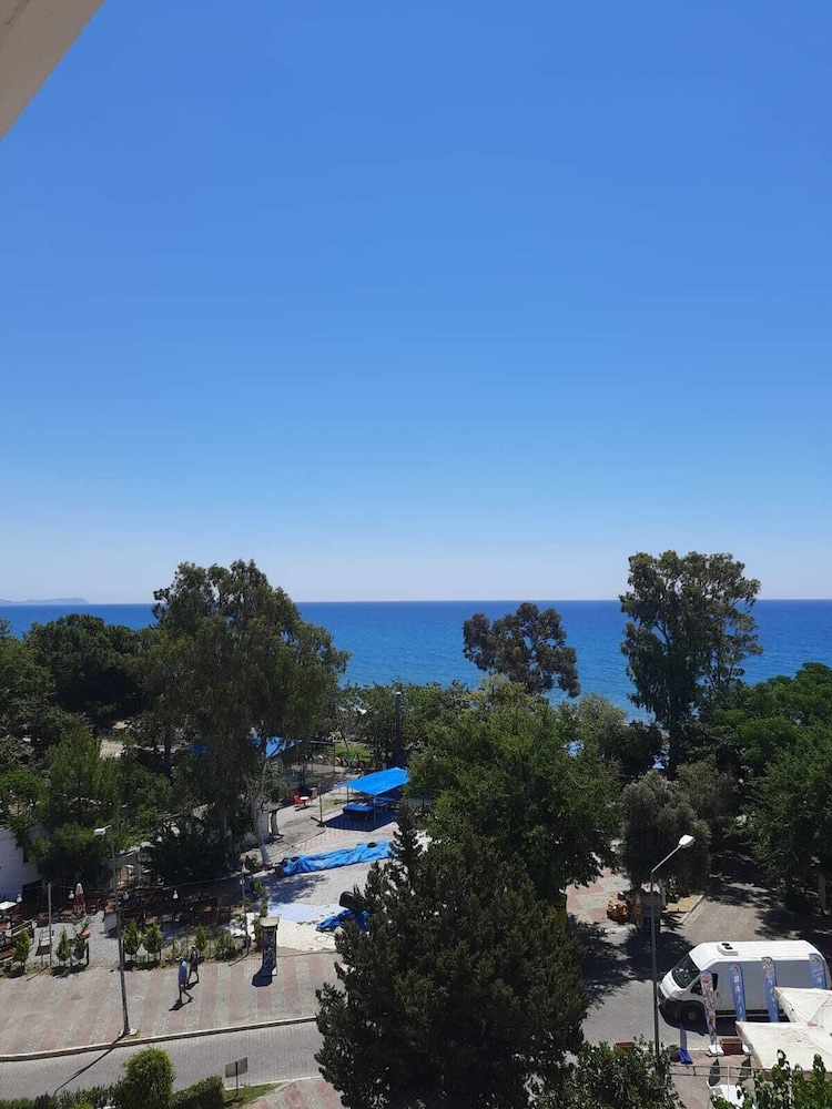 Luna Piena Beach Hotel 46/50