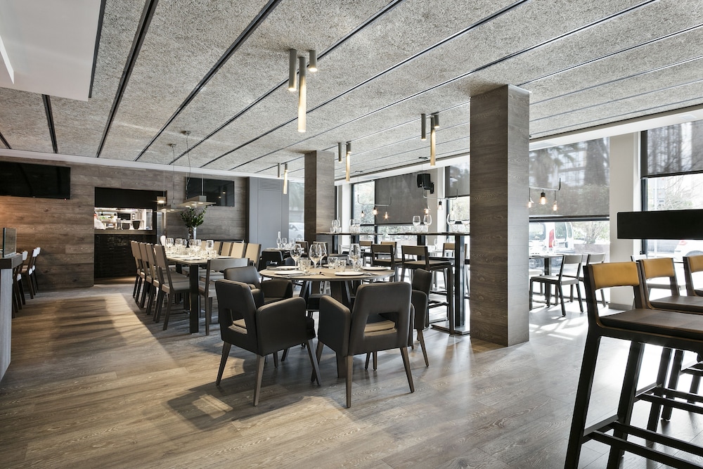 Hotel Upper Diagonal 35/45