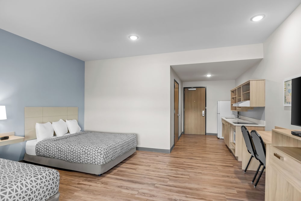 WoodSpring Suites Petersburg near Fort Lee 20/54