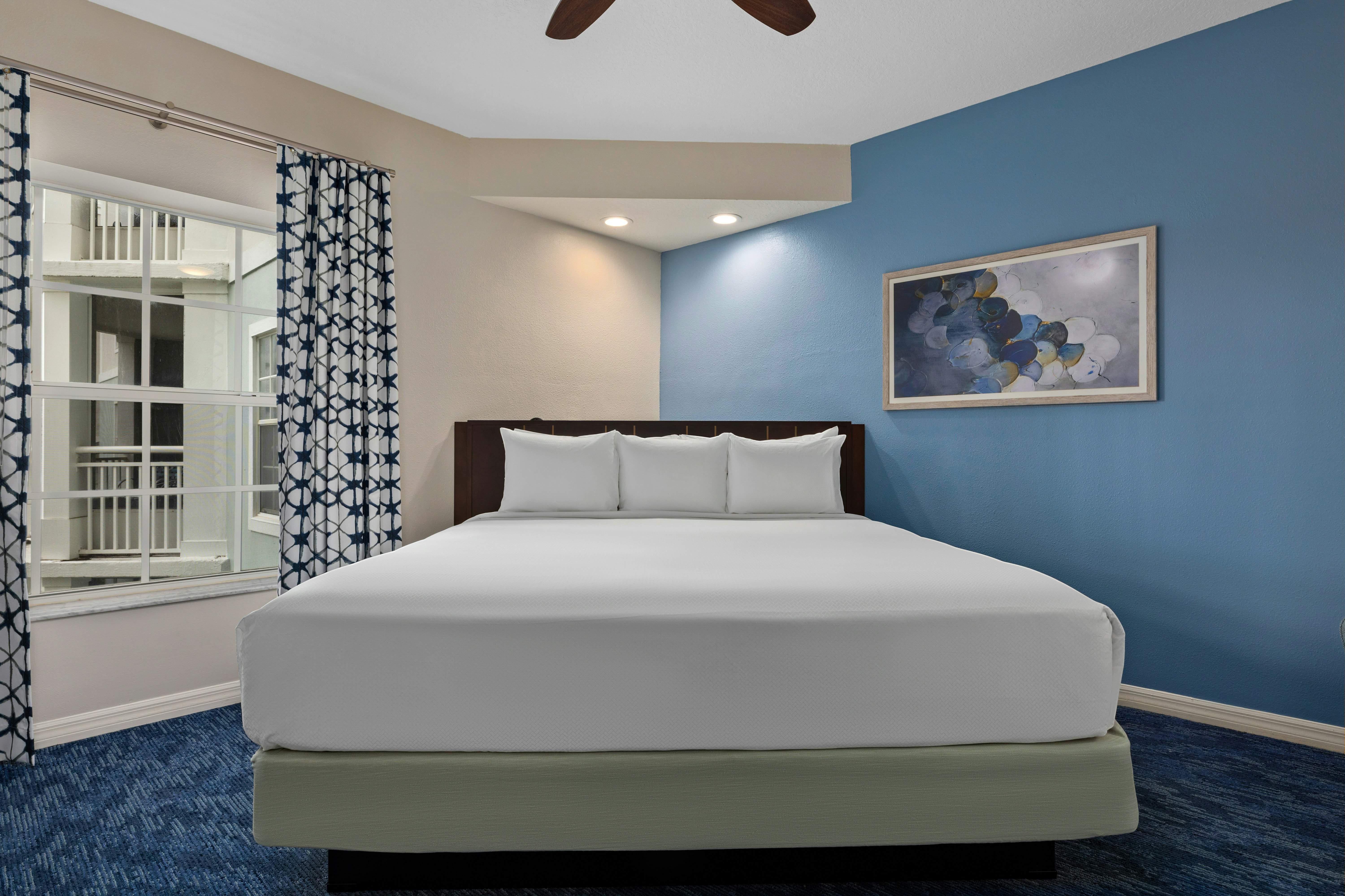1 BEDROOM, DELUXE