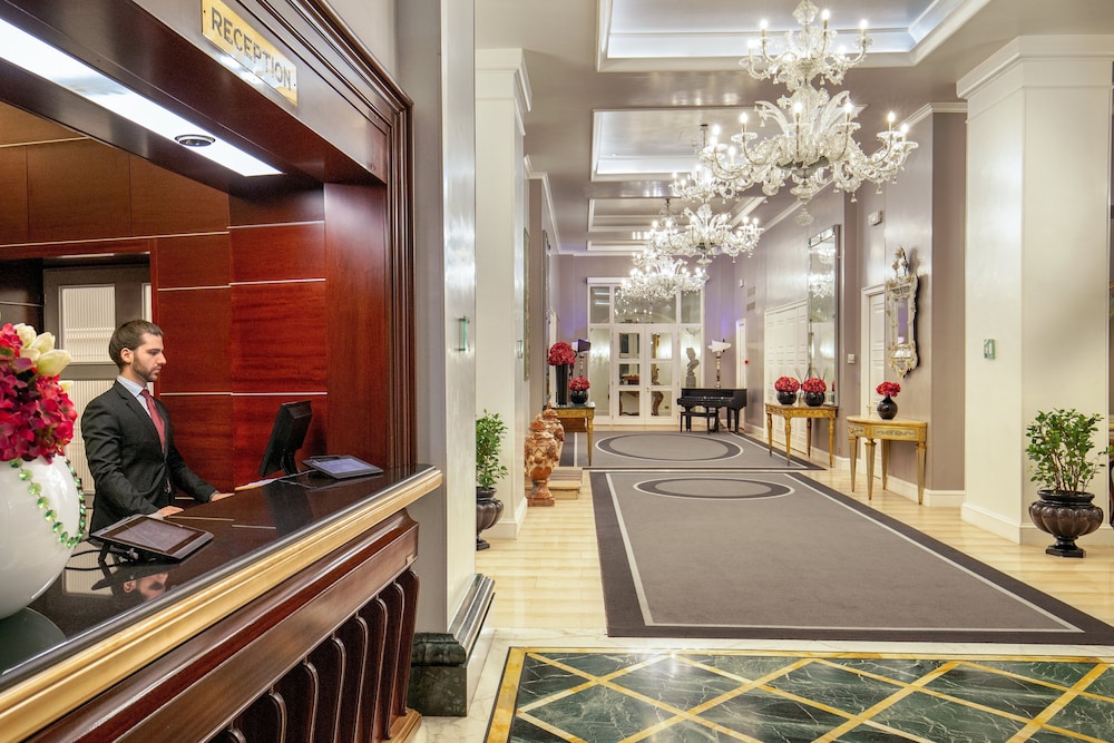 Savoy Hotel Rome 33/34