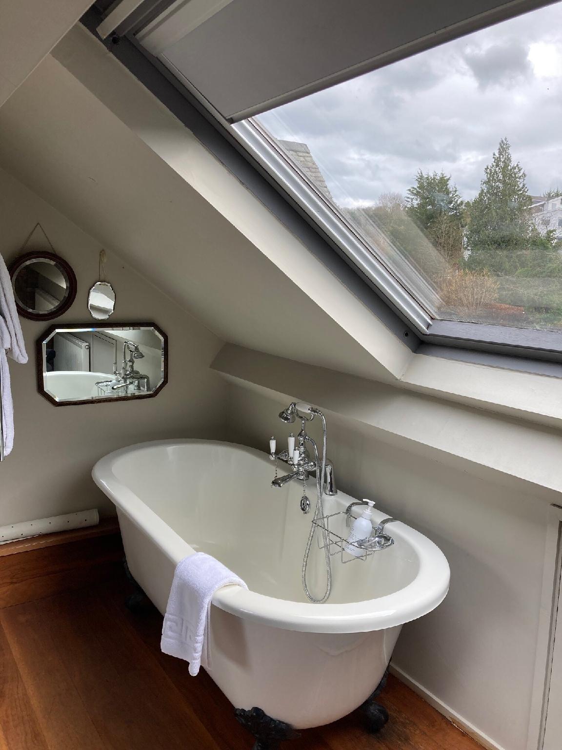 Rum Doodle Bed & Breakfast - Adults Only 24/24