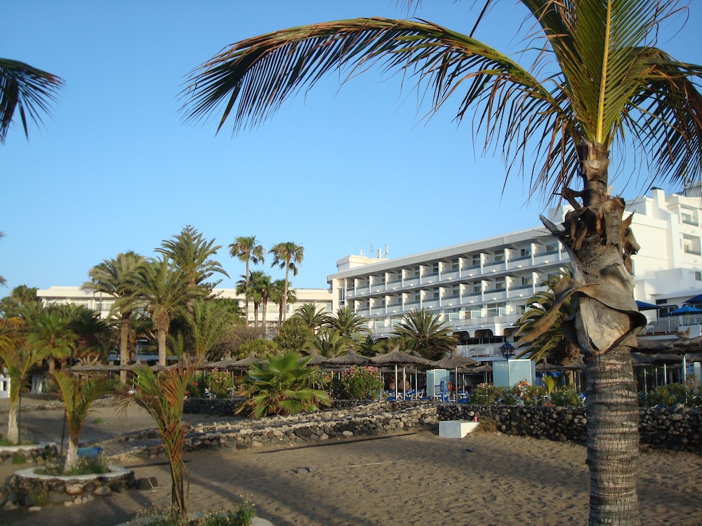 Vik Hotel San Antonio 51/69