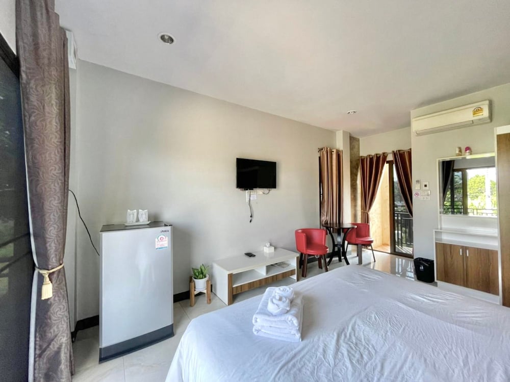 Smaids Room 28/64