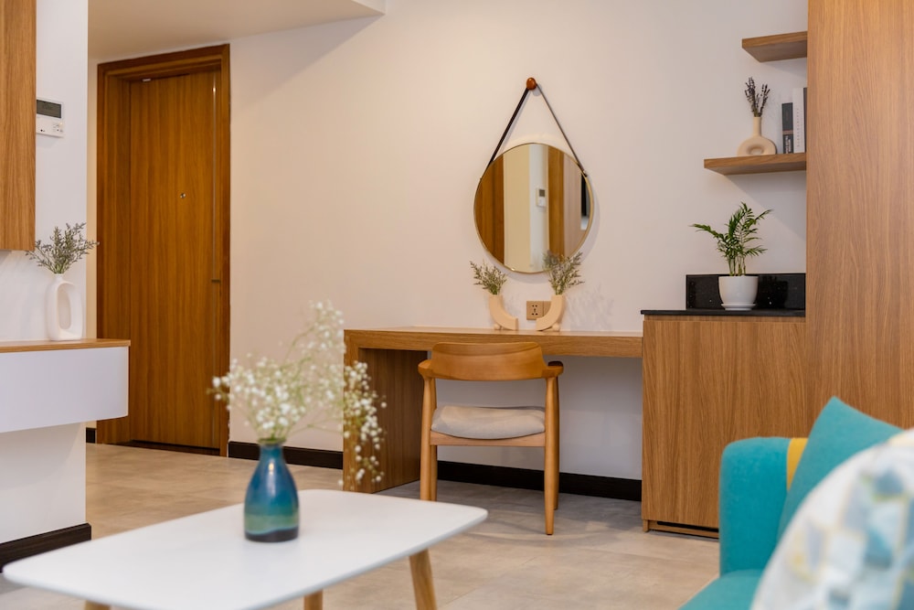 Petro House Hotel 13/84
