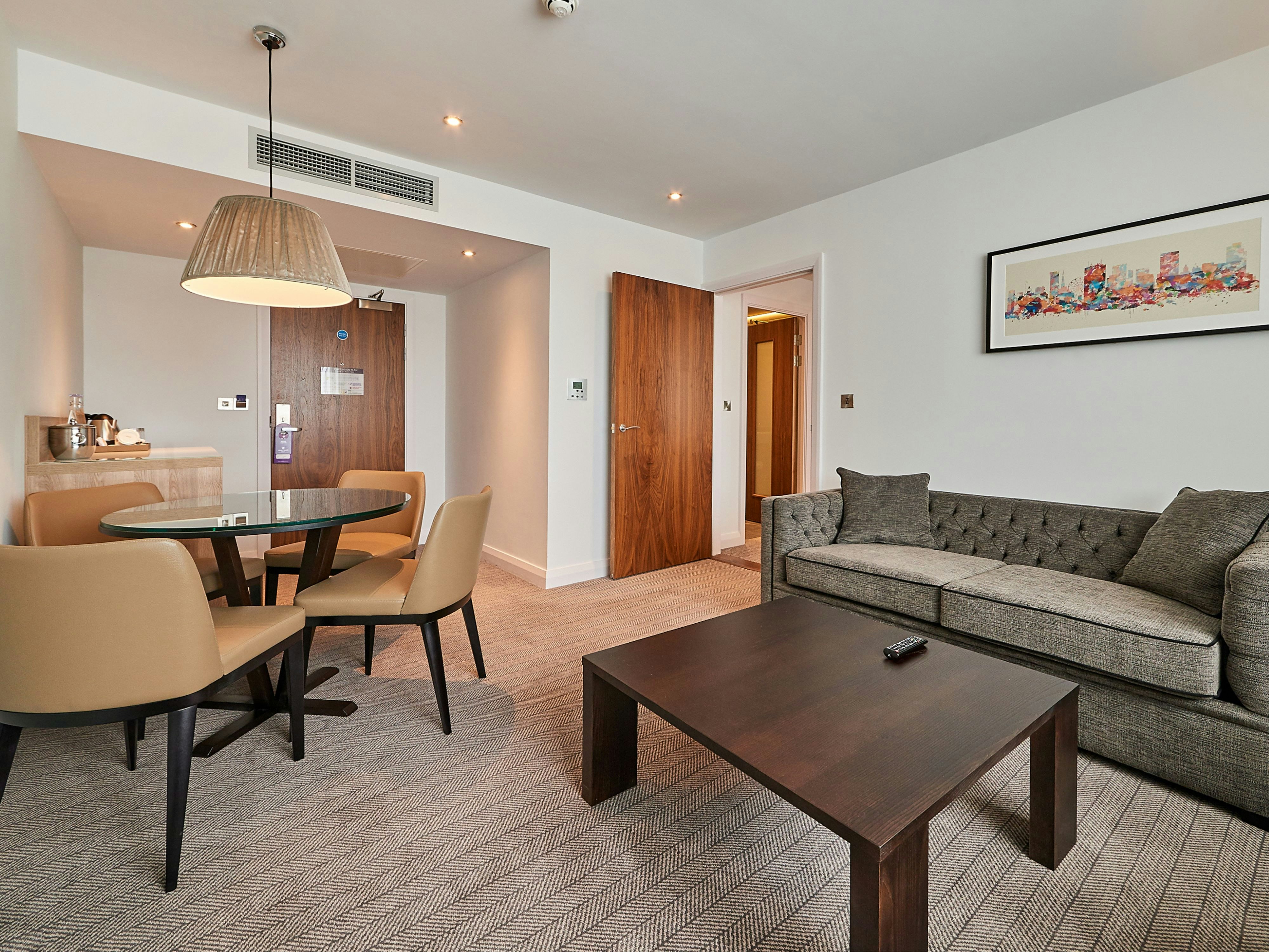 Park Regis Birmingham 52/77