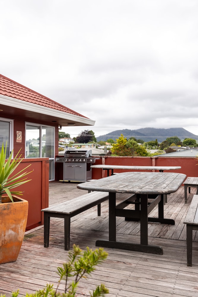 Haka House Taupo 45/50
