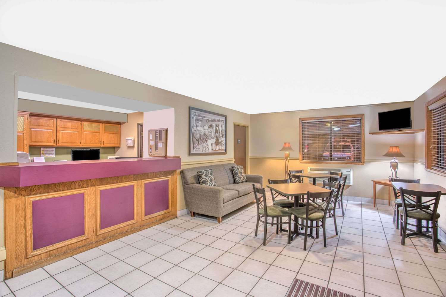 Super 8 by Wyndham Christiansburg/Blacksburg Area 18/20
