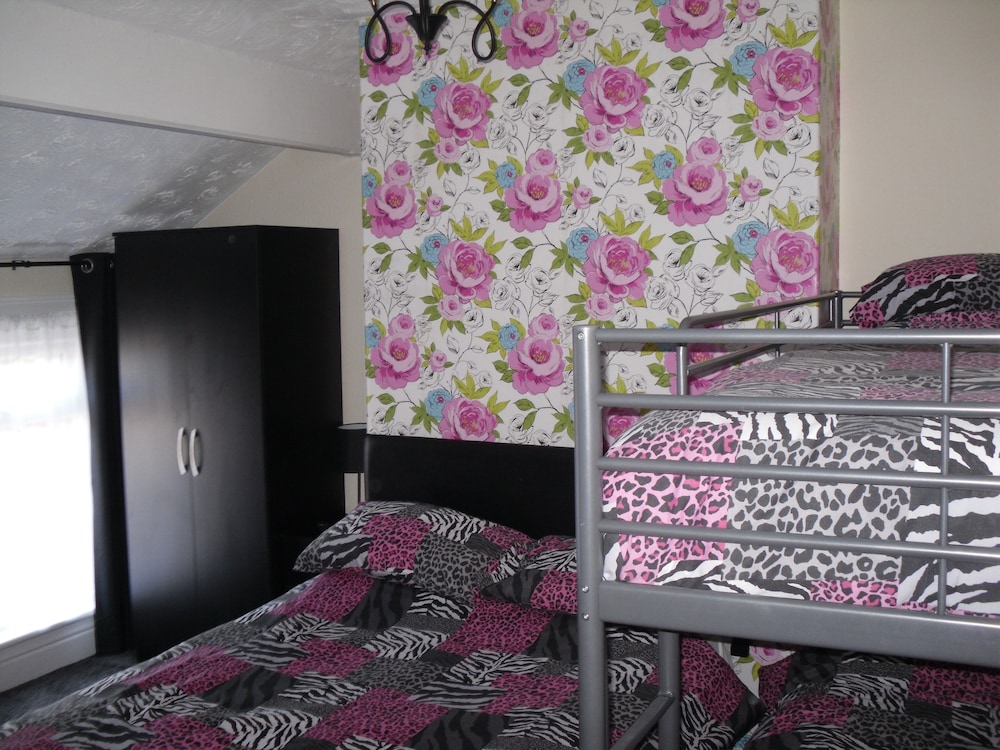 Trentham Private Hotel 33/50