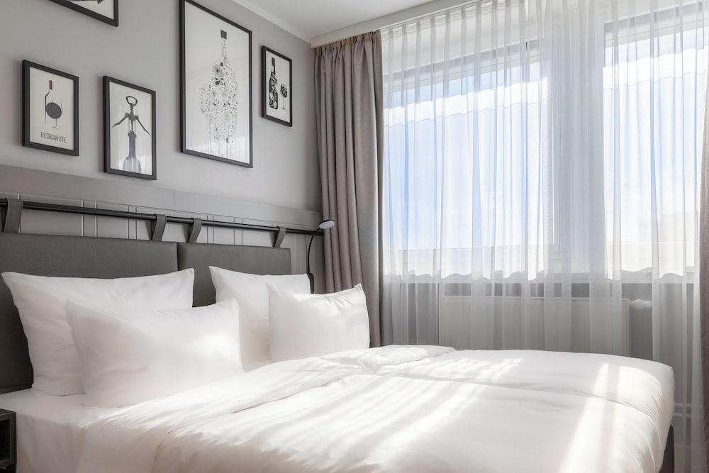 NYX Hotel Erfurt by Leonardo Hotels 24/72