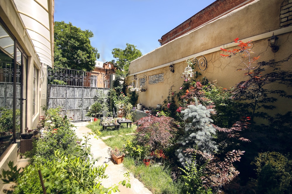 Hotel Kenari 38/44