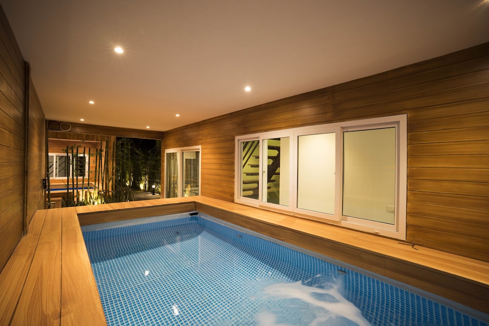 The M Pool Villas Bangkok - Bts Ekkamai 19/26