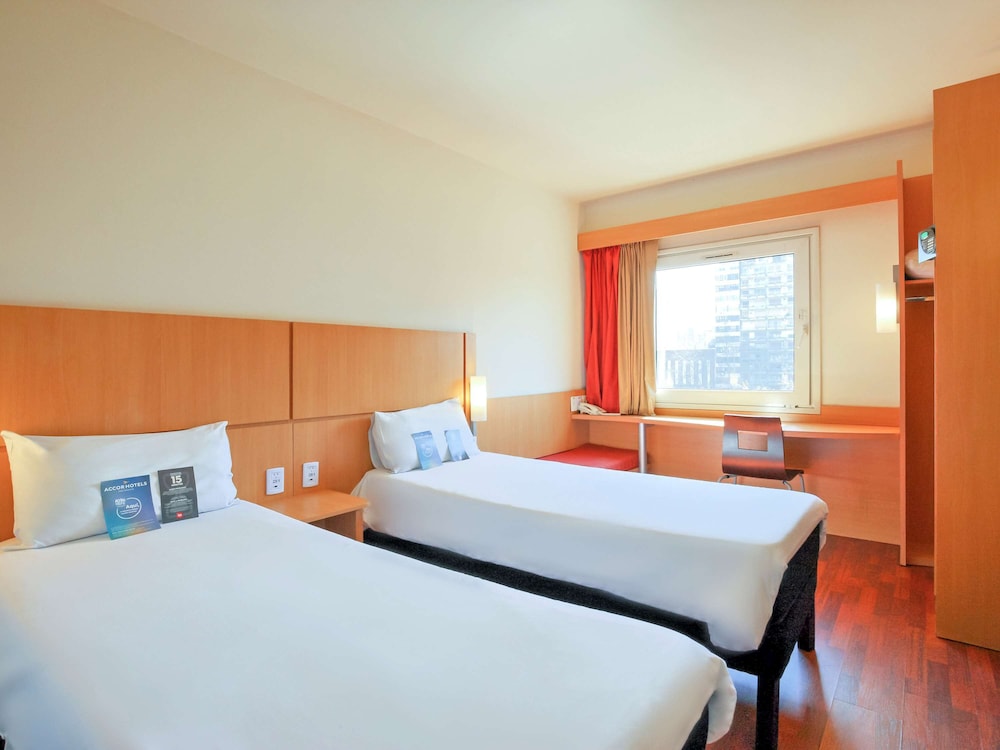 Ibis Buenos Aires Congreso in BUENOS AIRES