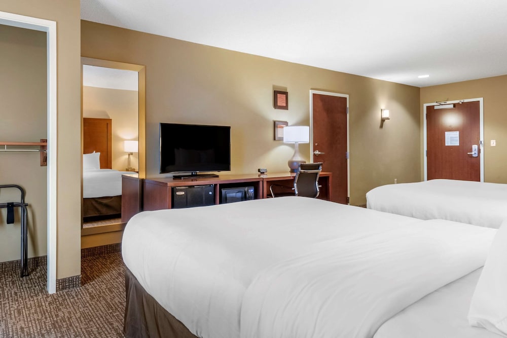 Comfort Inn Pa Turnpike I 81 11/38