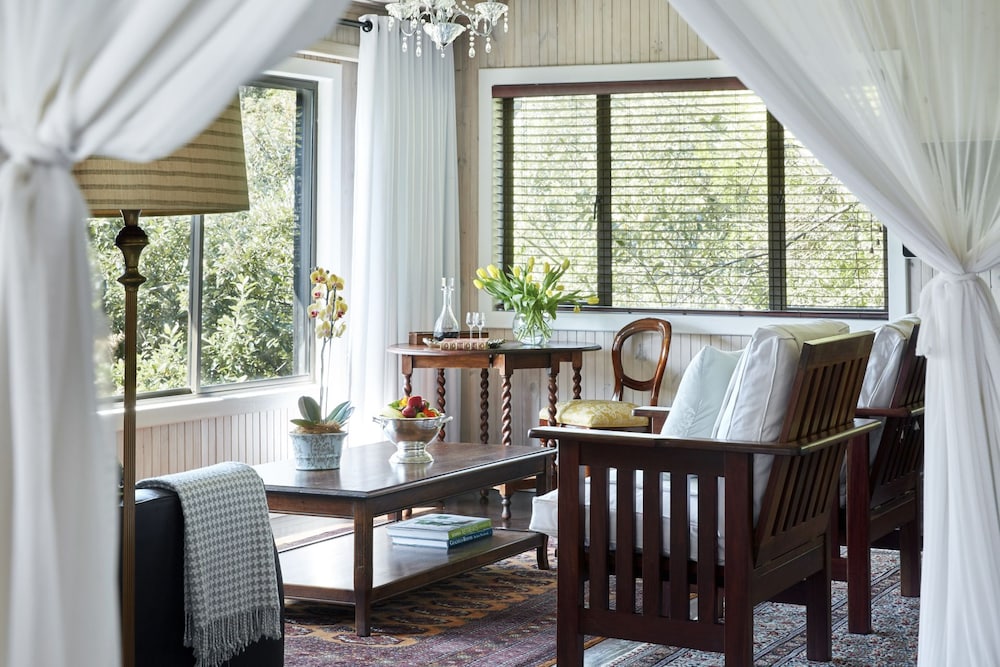 Prana Lodge 40/44