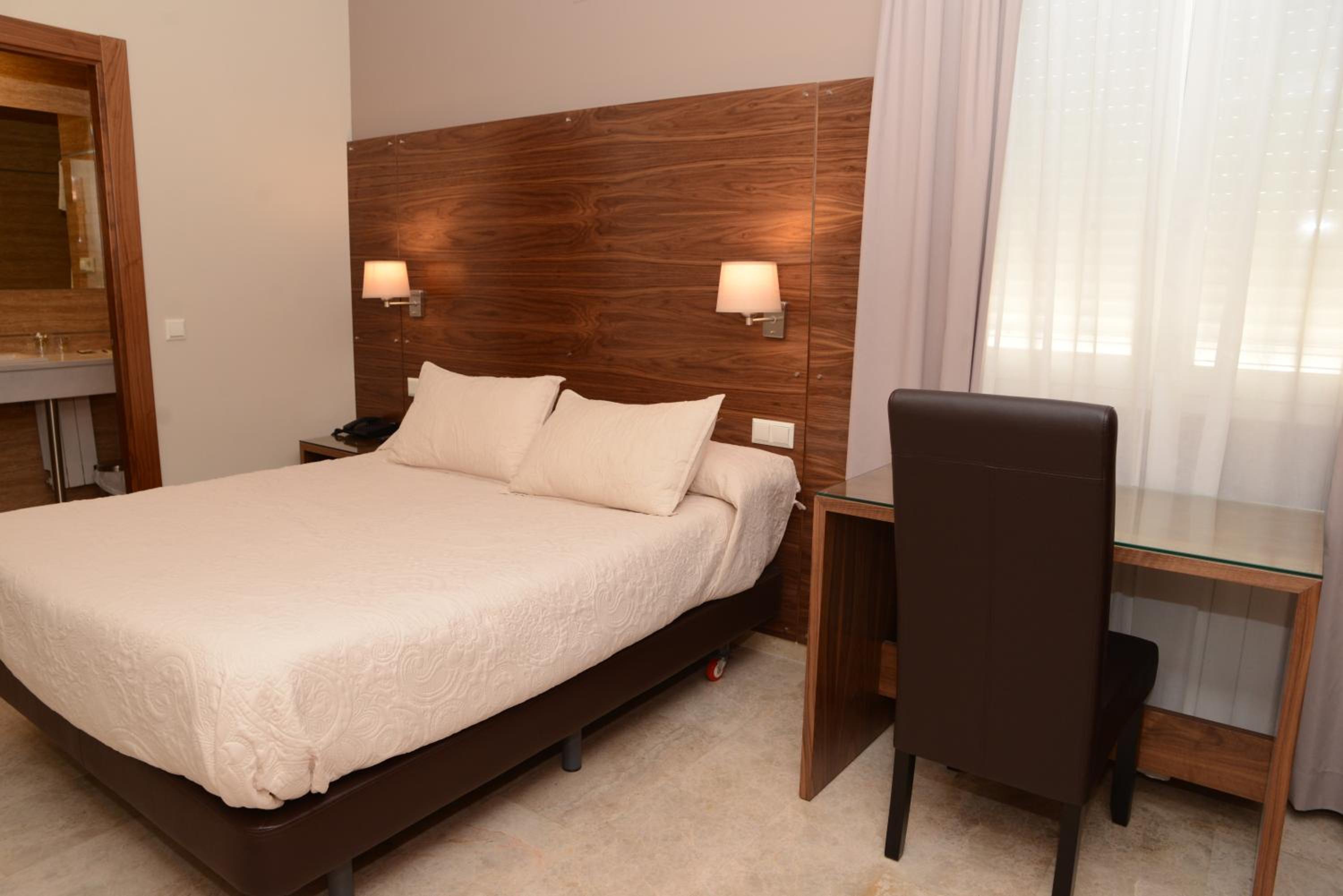 Hotel Escudero 28/58