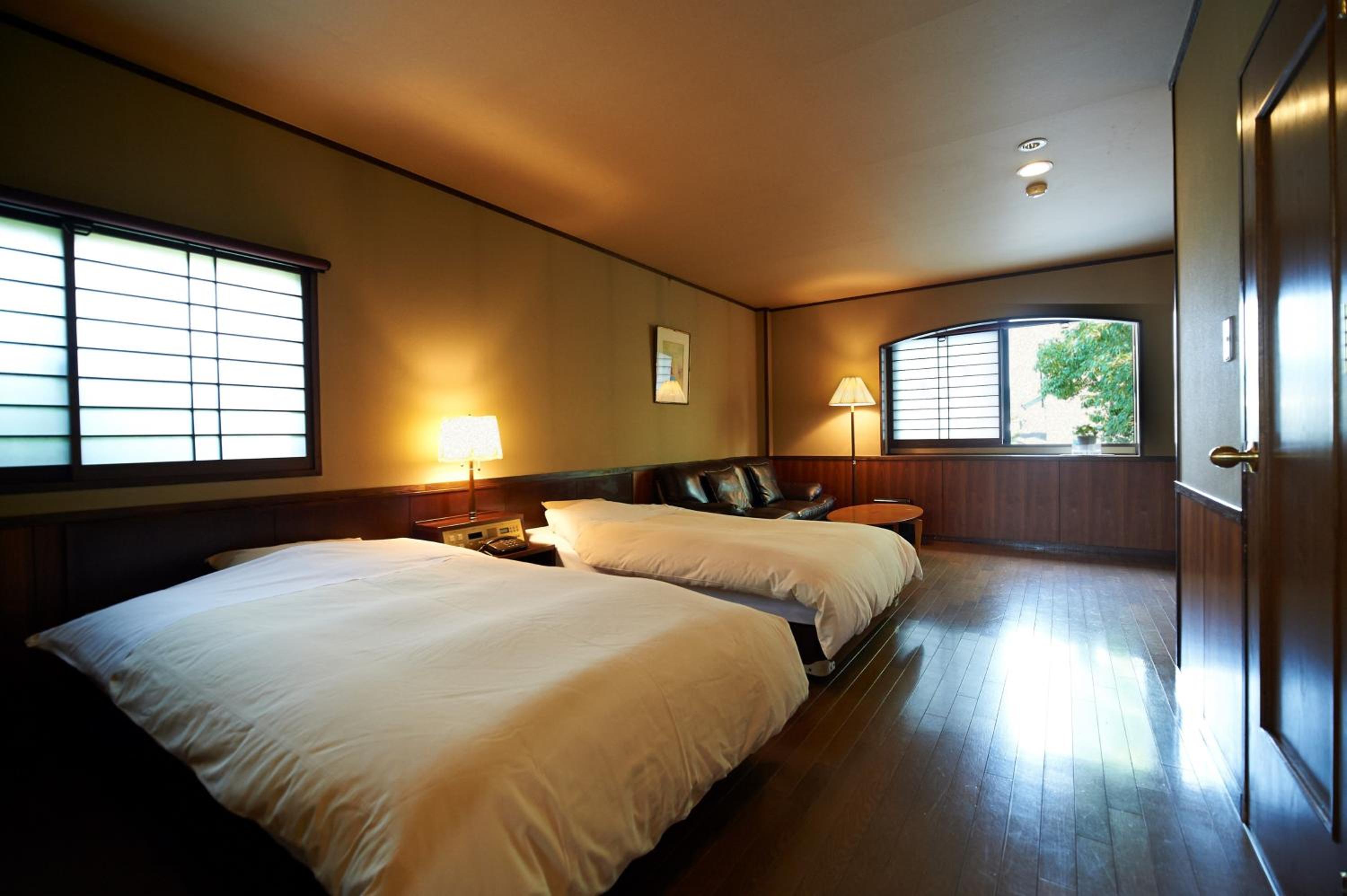 Semi Room, 2 Semi Double Beds
