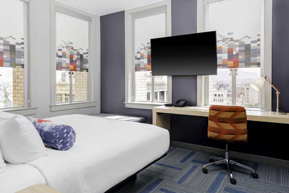 ALOFT EL PASO DOWNTOWN 28/29