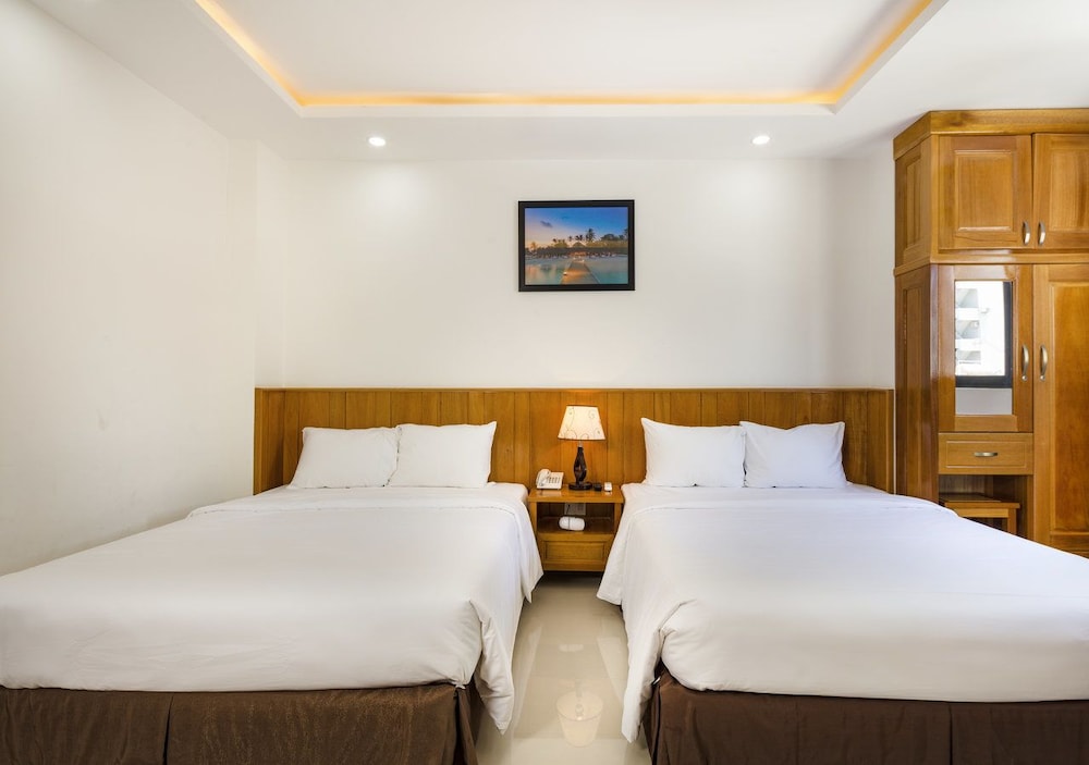 Royal Hotel Nha Trang 8/55